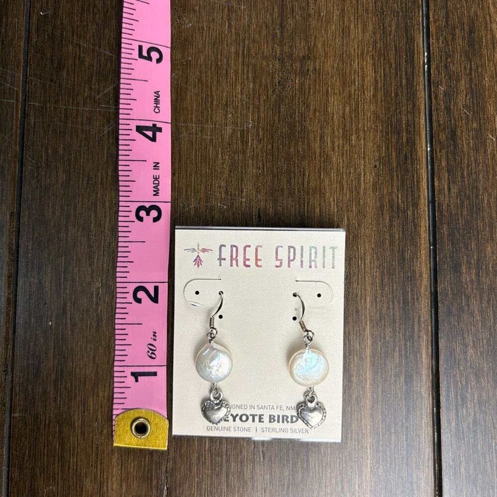 NWT Free Spirit Peyote Bird Silver Heart Earrings Dangly Drop - Picture 4 of 4